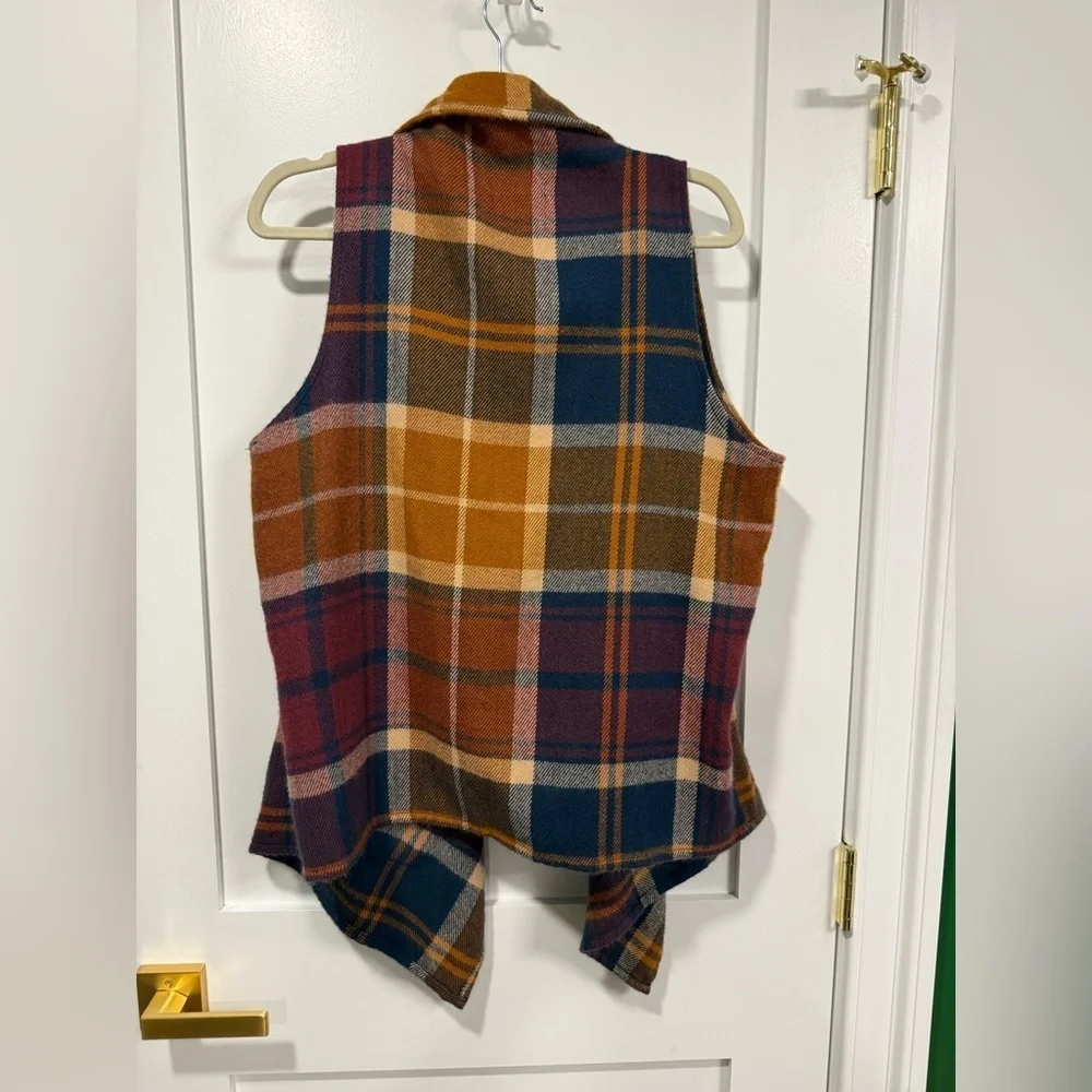 Natural Reflection Women’s Plaid Drapped Vest - Size XL